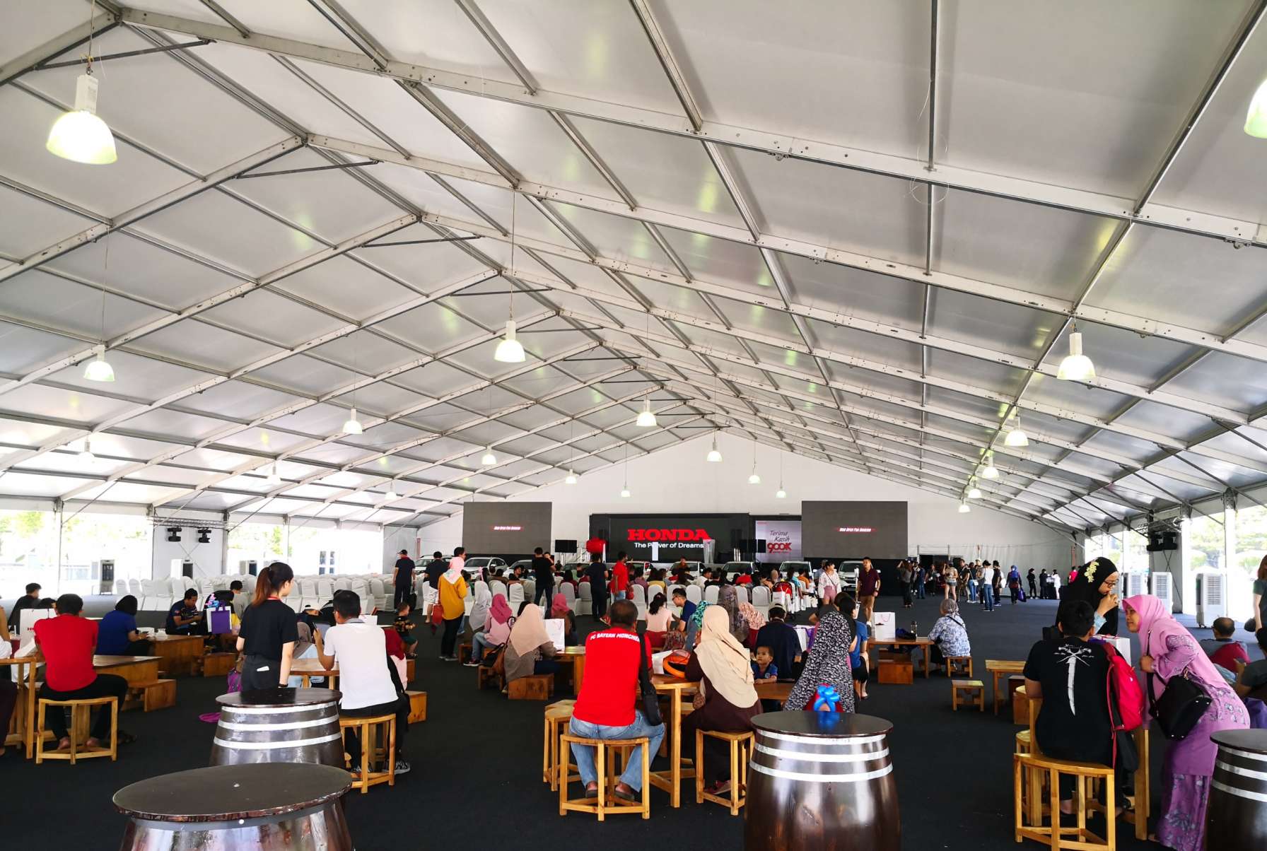 Community enjoying speech in Honda Event