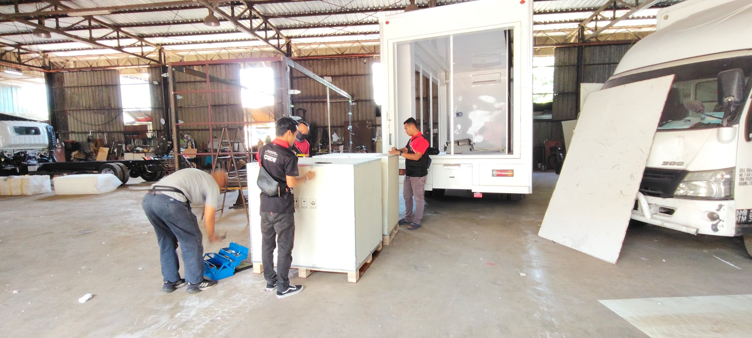 Fabrication Of LED Trucks