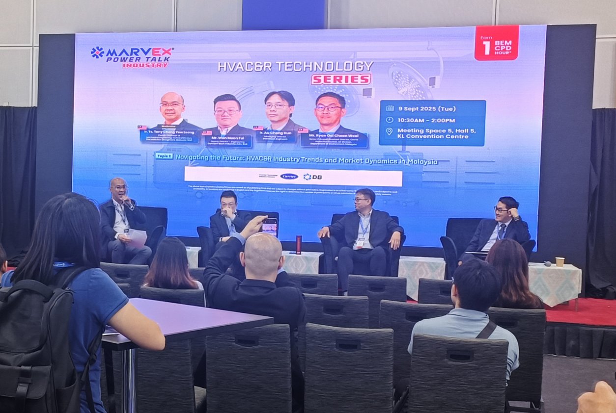 Featuring advertisements for Engineer & Marvex