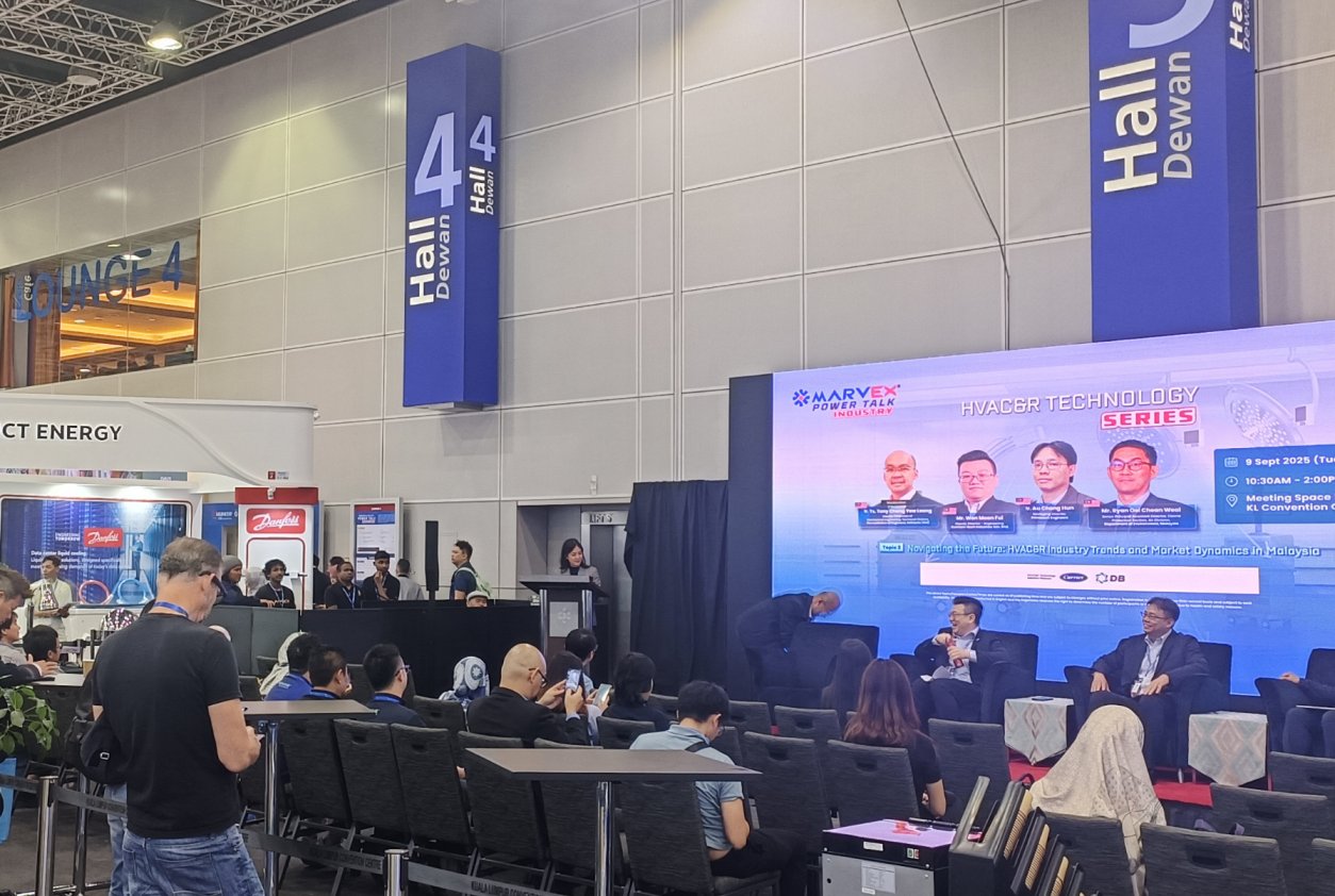 LED screen rental setup at Engineer & Marvex